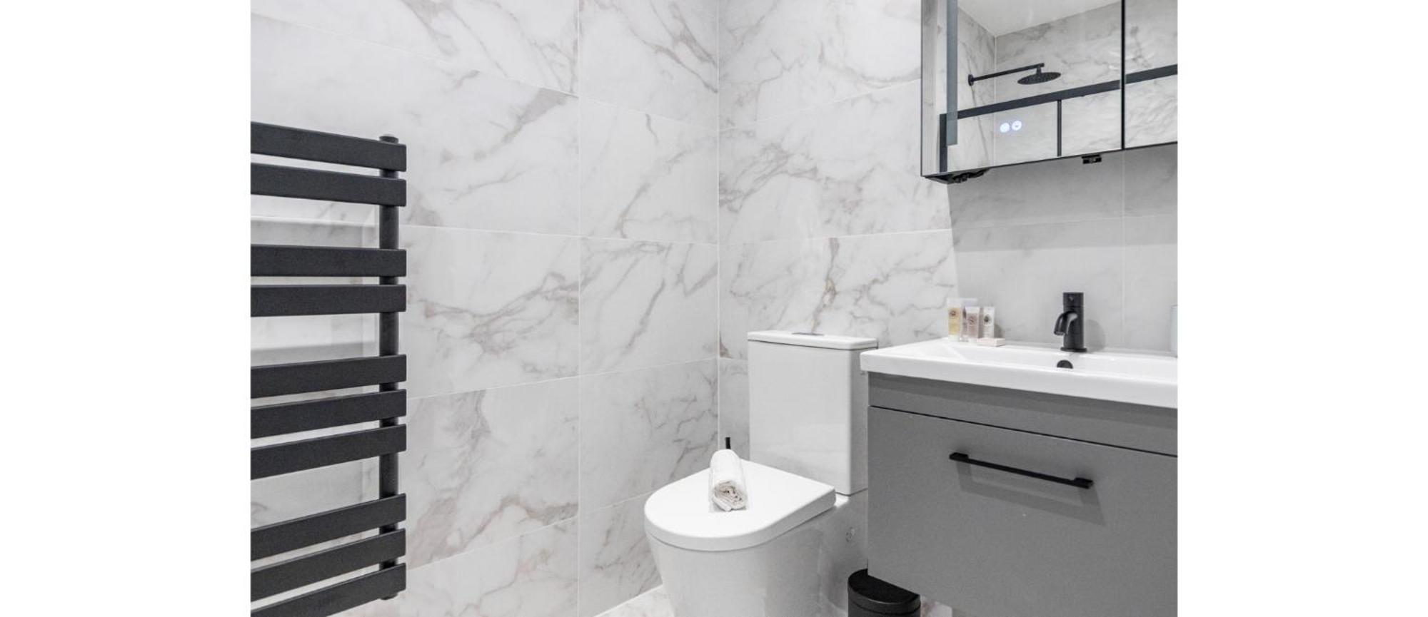 Bliss In The City: Comfortable 1-bed Retreat Appartamento